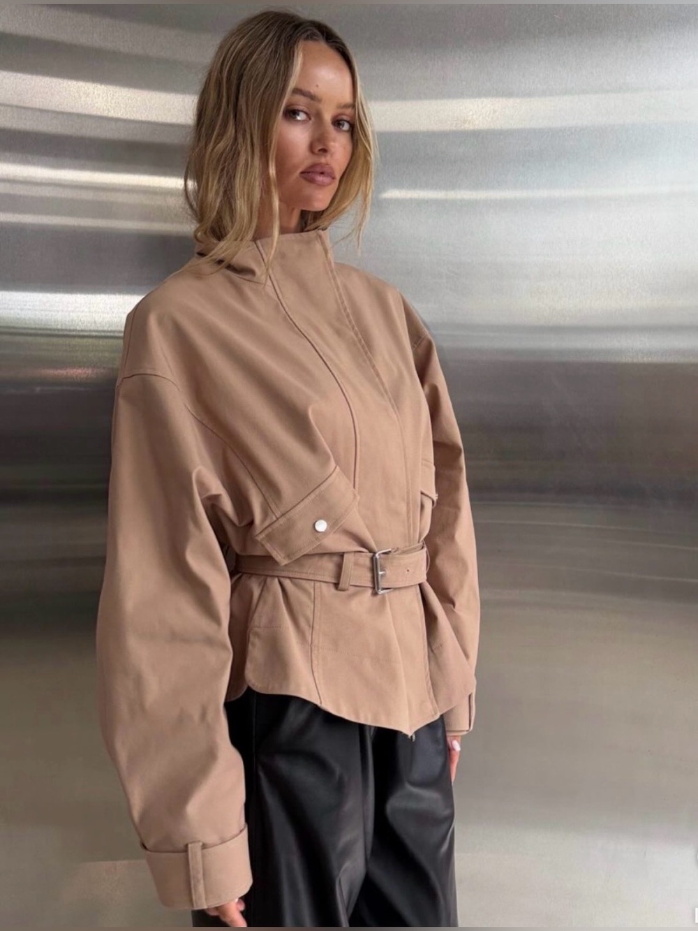 Viktoria & Woods Whitethorn Jacket. BNWT. Sold out everywhere. - Picture 3 of 12